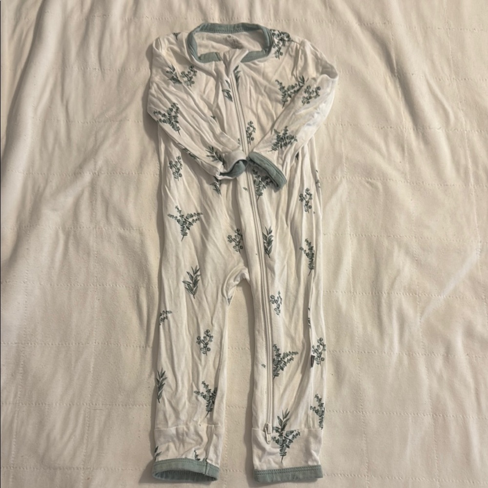 Kyte Baby Eucalyptus romper with Green Accents